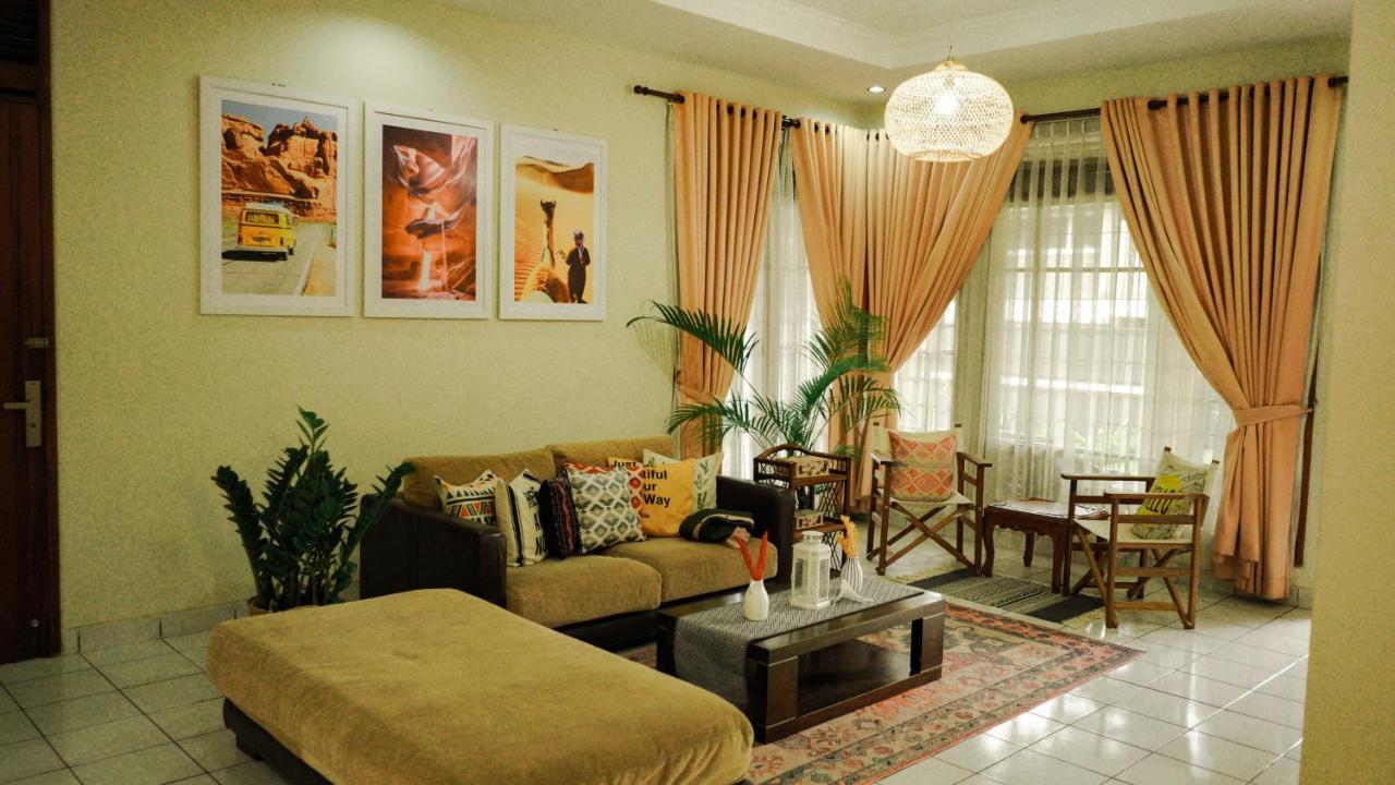 Bed and Breakfast Roemah Renjana Bandung Exteriér fotografie