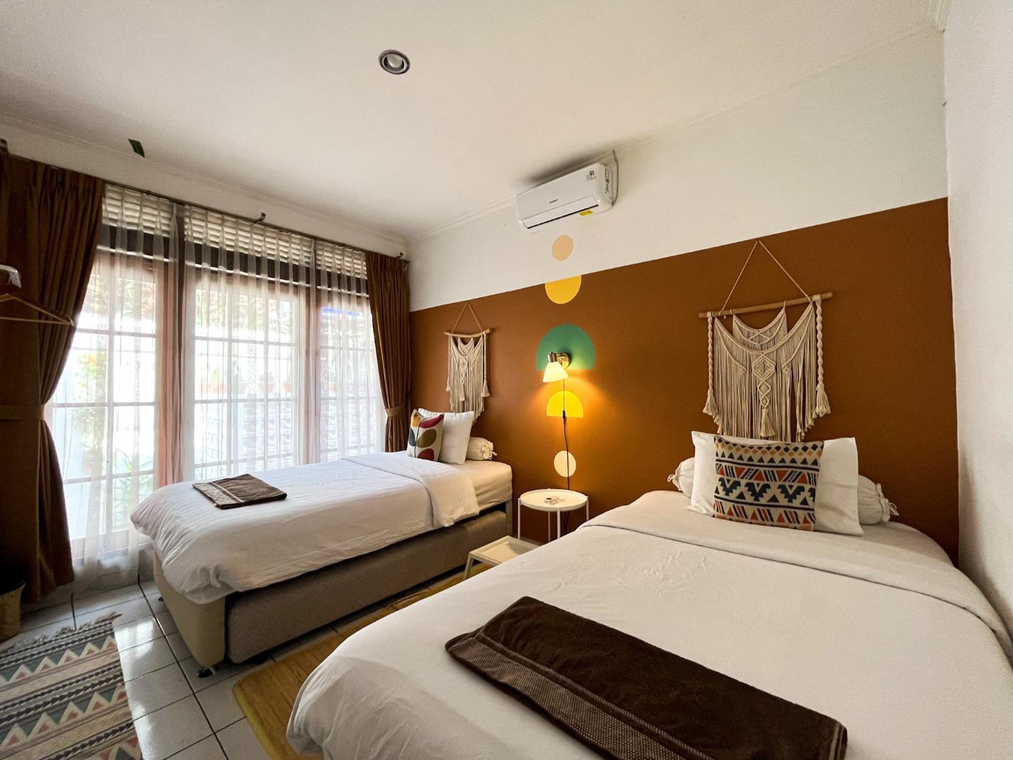 Bed and Breakfast Roemah Renjana Bandung Exteriér fotografie